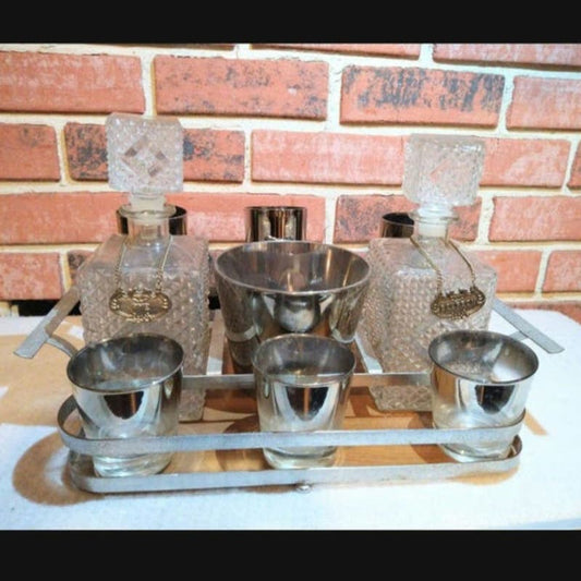 60's Vintage Dorothy Thorpe Crystal Decanters Silver Luster Glasses Ice Bucket